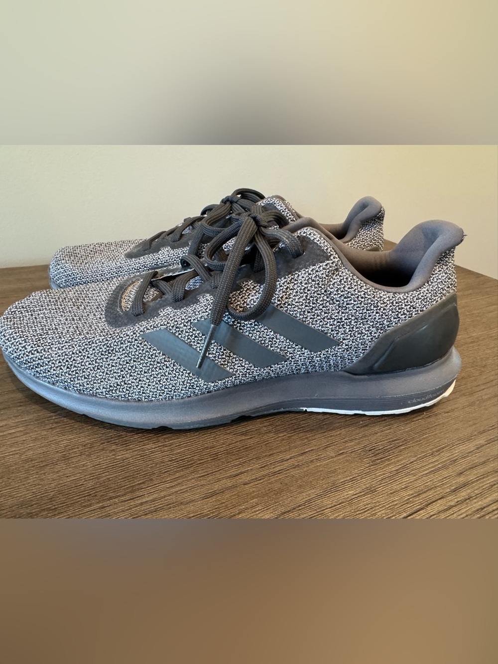 Adidas Cloudfoam Men’s Running Shoes Size 11 – Gray/Black Athletic Sneakers